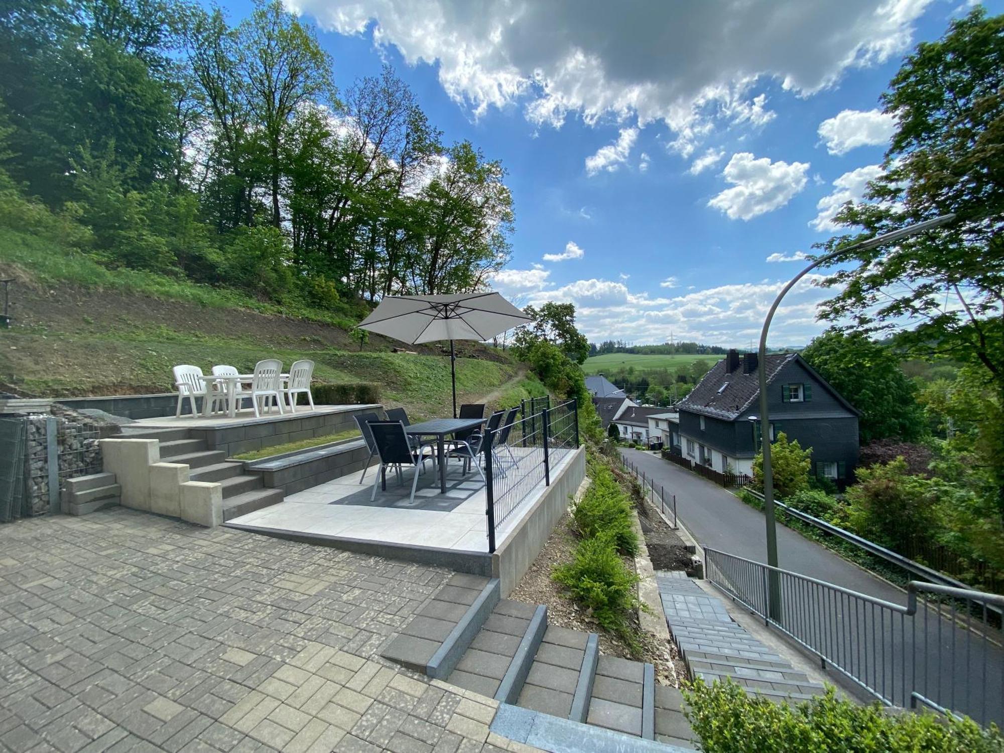 Lenne-Blick Ferienwohnung Finnentrop エクステリア 写真